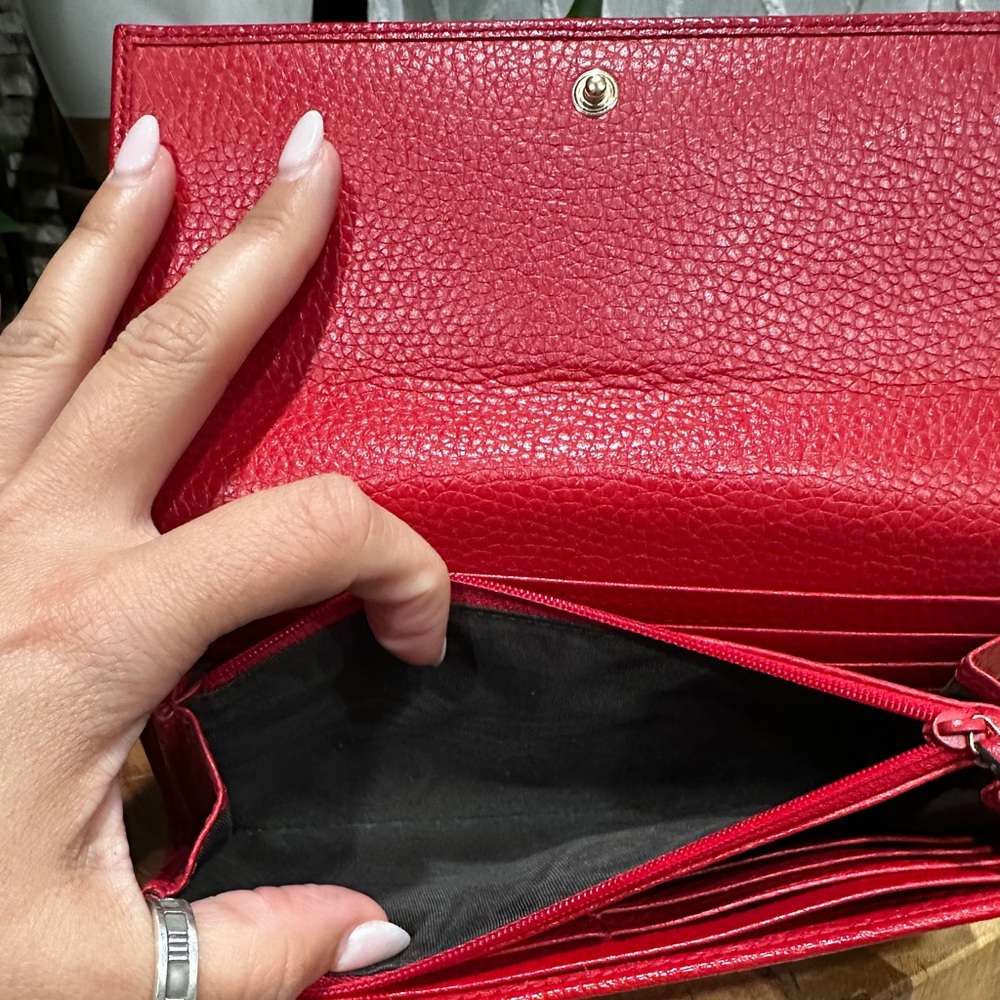 Gucci Red Leather Wallet - Picture 7 of 10
